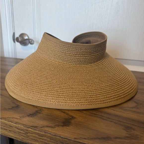 Compact foldable Tan Wide Brim Visor Hat - Picture 1 of 3